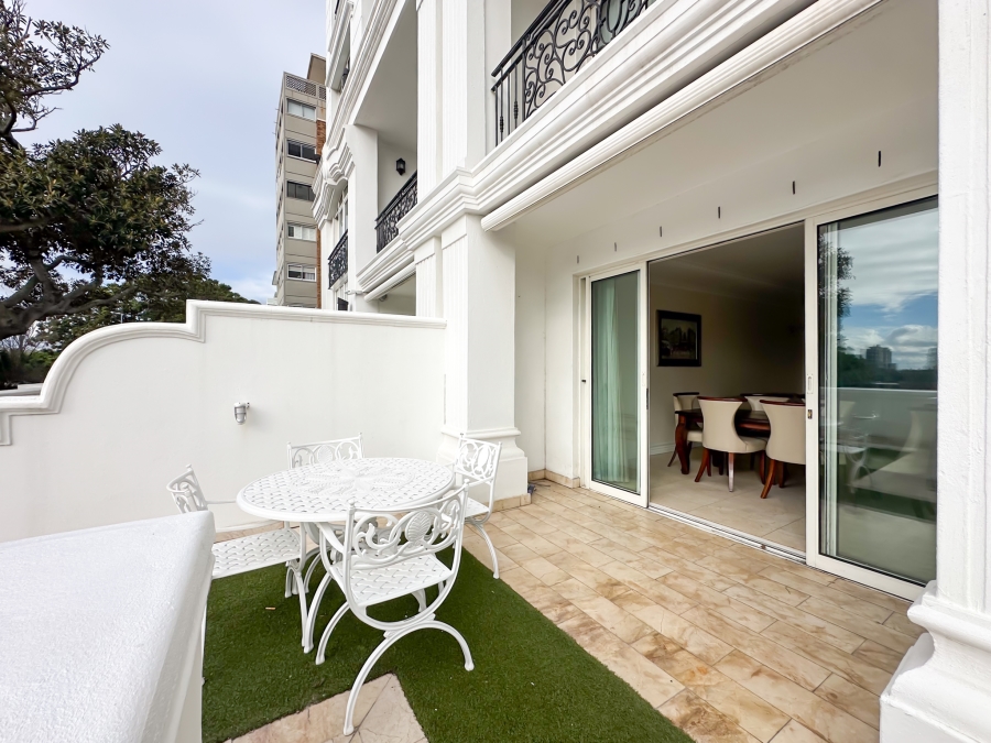 2 Bedroom Property for Sale in Sea Point Western Cape